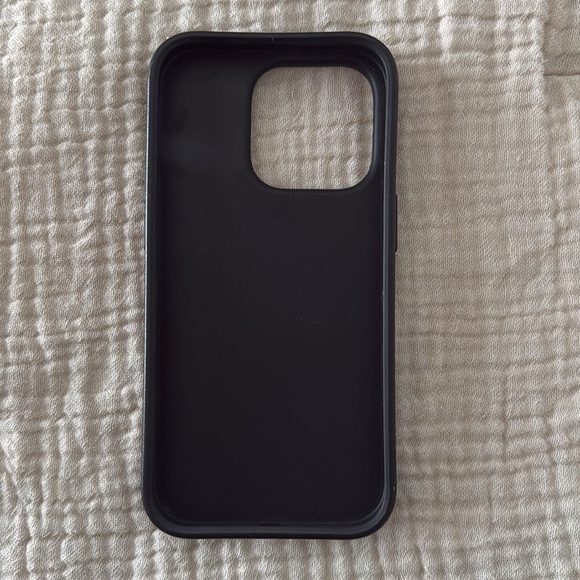IPhone 14pro Case - Picture 2 of 3